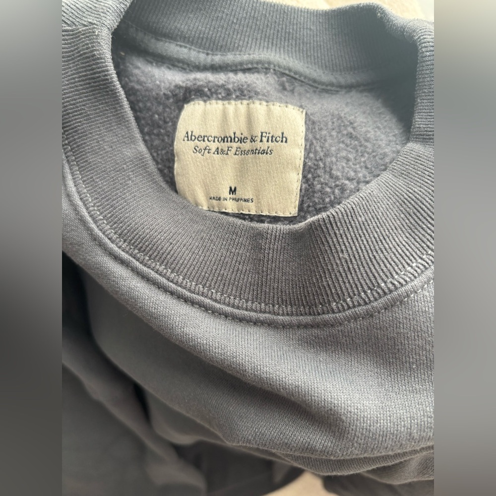 A&F Soft Essentials Set - Picture 6 of 6